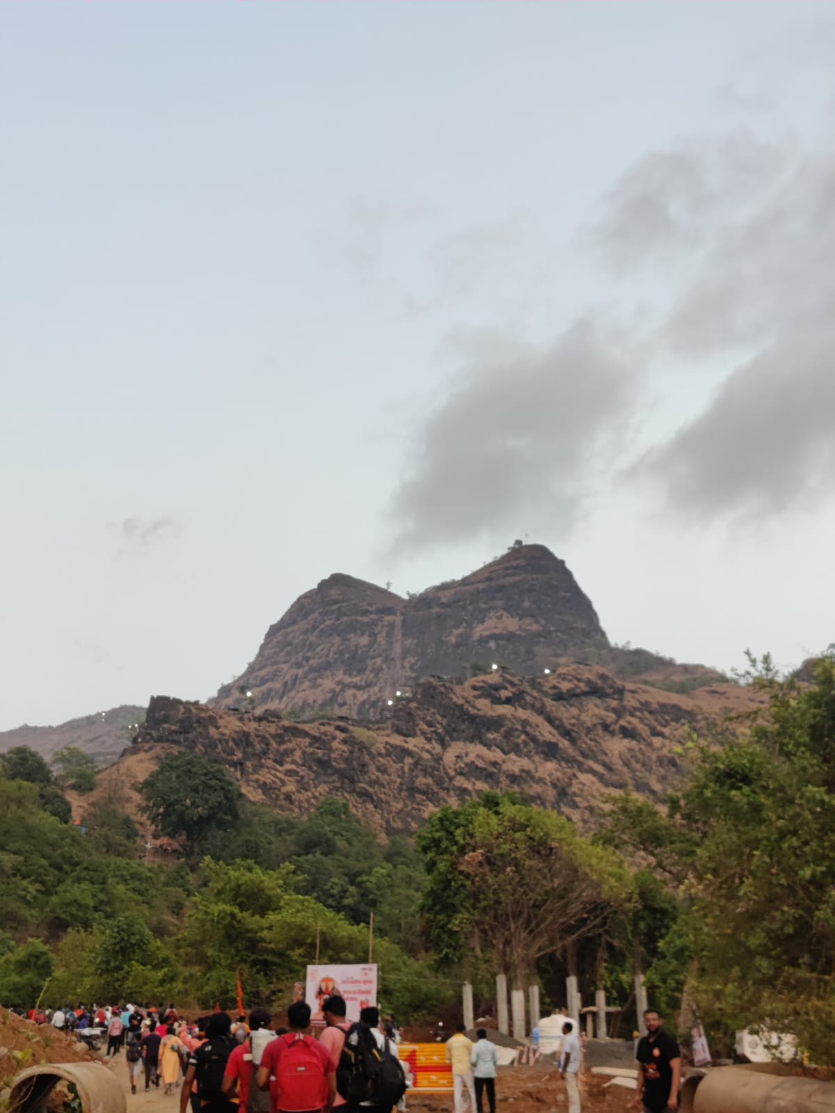 raigad-fort-front-view